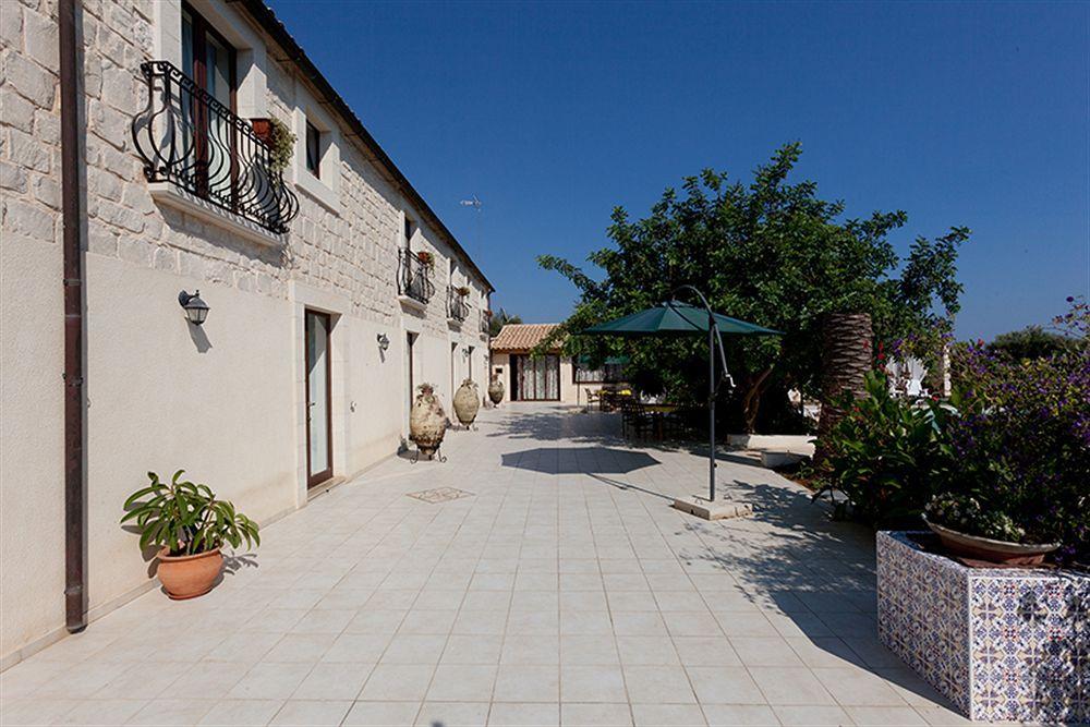 Villa U Marchisi B&B Scicli Eksteriør bilde